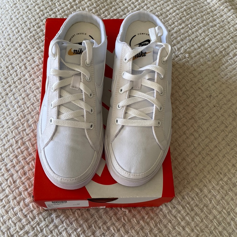 Womens Nike Legacy Mule